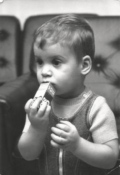Hungary, Tibi Polonyi (son of Kati R&oacute;na) holding Orwo black and white negative film box, 1974, Róbert Róna, [object Object], Dokuforte #955