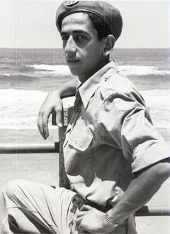 Israel, The soldier Shmuel Sasson, 1950, גלית ששון וידמן, [object Object], Dokuforte #566