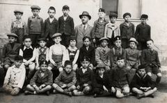 Hungary, L&aacute;szl&oacute; Hirsch at primary school, 1940, Odette Havasi, [object Object], [object Object], [object Object], Dokuforte #410