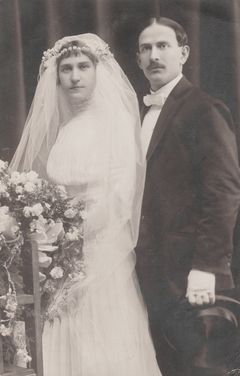 Hungary, Wedding photo of Mária Stein and Sándor Beregi, 1941, Éva Barta-Liener, [object Object], [object Object], Dokuforte #1198