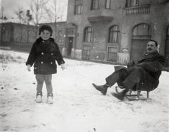 Hungary, Róna street 121, G&aacute;bor Kinszki with Lajos G&aacute;rdonyi (left to right), 1931, Judit Kinszki, Imre Kinszki, [object Object], [object Object], [object Object], Dokuforte #184