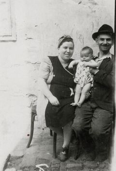 Israel, 1952, Odette Havasi, [object Object], [object Object], Dokuforte #611