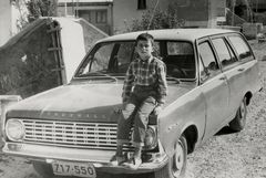 Israel, On the car of Gyuri Meir, 1970, Odette Havasi, [object Object], [object Object], Dokuforte #933