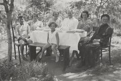 Hungary, Regina Blonder great-grandmother and her family, 1933, Róbert Róna, [object Object], [object Object], [object Object], Dokuforte #248