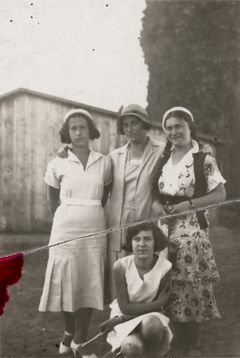 Hungary, Mrs Sándorné Beregi, Maria Stein  and her daughters Irén Beregi, Sára Beregi, Ágnes Beregi, 1931, Éva Barta-Liener, [object Object], [object Object], Dokuforte #1191