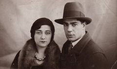 France, Istv&aacute;n R&oacute;na and his first wife, 1931, Róbert Róna, [object Object], Dokuforte #177