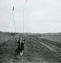 הונגריה, יהודית קינסקי, 1937, Judit Kinszki, אימרה קינסקי|, [object Object], [object Object], Dokuforte #347