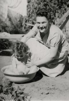 Hungary, Mrs Weisz Pálné, Sára Beregi  and her son Gyurika Weisz, 1940, Éva Barta-Liener, [object Object], [object Object], [object Object], [object Object], Dokuforte #1192