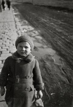 Hungary, G&aacute;bor Kinszki, 1932, Judit Kinszki, Imre Kinszki, [object Object], [object Object], Dokuforte #240