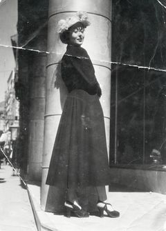 אוסטריה, Vera Schwarcz, 1951, Gabi Laron, [object Object], [object Object], Dokuforte #1424