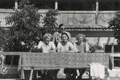 Austria, Vera Schwarcz (in the middle), 1950, Gabi Laron, [object Object], Dokuforte #1446
