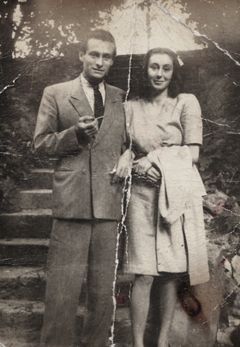 Svábhegy, Vera Schwartz (on the right), 1956, Gabi Laron, [object Object], [object Object], Dokuforte #1951