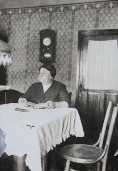 Hungary, Mariska Bauer wears her religious wig, 1936, Gabi Laron, [object Object], [object Object], Dokuforte #1826