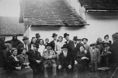 הונגריה, Dob street, חתונה, 1938, Gabi Laron, [object Object], [object Object], Dokuforte #1868