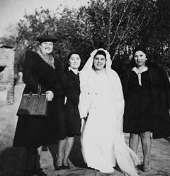 Hungary, Dob street, Joli Lazarovits, Sándor Lazarovits (left to right), 1947, Gabi Laron, [object Object], [object Object], Dokuforte #1892