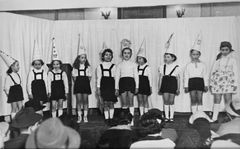 Hungary, Svábhegy, Jewish Orthodox Community, 1961, Gabi Laron, [object Object], [object Object], Dokuforte #1925