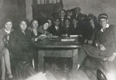 Hungary, Hashomer Hatzair Hungary, 
In the council hall
, 1929, Yehudit Adel Sholdos, [object Object], [object Object], [object Object], Dokuforte #2123
