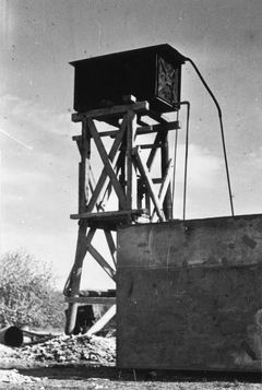 Israel, Construction of a guard tower in Kibbutz Beit HaEmek, 1948, המוזיאון למורשת היהדות הדוברת הונגרית, Aser Arányi, [object Object], [object Object], Dokuforte #1216
