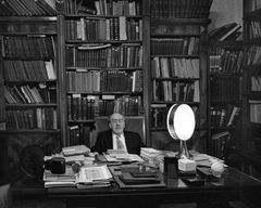 Hungary, Bérkocsis street,Scheiber Sándor utca, Jewish Theological Seminary – University of Jewish Studies. Professor Sándor Scheiber, the director of the University., 1982, Gabi Laron, Gabi Laron, [object Object], [object Object], Dokuforte #1246