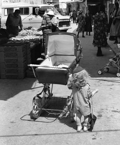 Israel, Mea Shearim, 1969, Gabi Laron, Gabi Laron, [object Object], [object Object], Dokuforte #1367