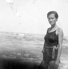 Israel,Eretz Israel, Hashomer Hatzair Hungary, Erzsébet Katz on the beach, 1935, Yehudit Adel Sholdos, [object Object], [object Object], [object Object], [object Object], Dokuforte #2523
