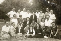 ישראל, קיבוץ מעברות, השומר הצעיר הונגריה, קיבוץ מעברות. מפגש חברי השומר הצעיר מהונגריה, 1956, Yehudit Adel Sholdos, [object Object], [object Object], [object Object], Dokuforte #2619