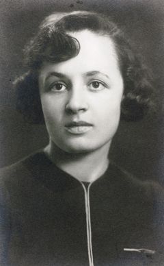 ישראל, השומר הצעיר בולגריה, 1933, Yehudit Adel Sholdos, [object Object], [object Object], [object Object], [object Object], Dokuforte #2638