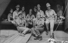Israel, In the Army, Yehudith Sholdos on the right, 1969, Yehudit Adel Sholdos, Orit, [object Object], [object Object], [object Object], Dokuforte #2912