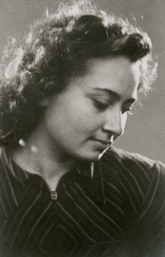 Hungary, 1944, Yuval Alpan, [object Object], [object Object], [object Object], Dokuforte #2970