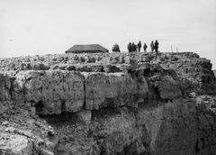 Egypt, Mount Ataka, Combat engineers at the summit of Jebel Ataqa.

With cooperation of Nadav Mann / Bitmuna, 1973, Dany Benshalom, Dany Benshalom, [object Object], [object Object], [object Object], [object Object], [object Object], [object Object], [object Object], Dokuforte #3114