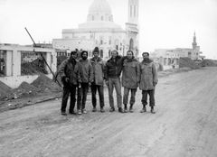 Egypt, Fighters of the 5th Brigade's reconnaissance unit against the backdrop of a central mosque in the city of Suez. From right: ? - Arnon - Dany Benshalom - Yoram - Nivat - ?

With cooperation of Nadav Mann / Bitmuna, 1973, Dany Benshalom, Dany Benshalom, [object Object], [object Object], [object Object], [object Object], [object Object], [object Object], [object Object], Dokuforte #3023