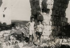 Israel, Kibbutz Yehanam, The sister of Benny Barzilay and her first husband., 1950, Benny Barzilay, [object Object], [object Object], [object Object], Dokuforte #3143