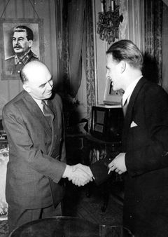 Czechoslovak Republic, Rafi Benshalom with Mr. Kopecky, the Bolshevik Minister of Information, with a portrait of Stalin in the background at the embassy.

With cooperation of Nadav Mann / Bitmuna, 1948, Dany Benshalom, Rafi Benshalom, [object Object], [object Object], Dokuforte #3545