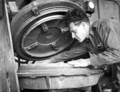 Israel, Tire press for bicycle tire production, Avshalom Ben Hurin

With cooperation of Nadav Mann / Bitmuna, 1950, Dany Benshalom, Rafi Benshalom, [object Object], [object Object], [object Object], [object Object], Dokuforte #3459