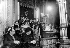 Romania, A choir at the synagogue in Bucharest, Romania, in honor of Golda Meir's historic visit. Rafi and Simcha Dinitz are seen.

With cooperation of Nadav Mann / Bitmuna, 1970, Dany Benshalom, Rafi Benshalom, [object Object], [object Object], [object Object], [object Object], Dokuforte #3638