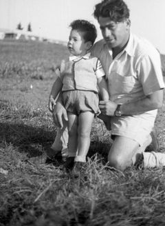 ישראל, גיורא ואבנר ווייזר, 1955, Ruth Lackner Hiller / Kibbutz Haogen Archive, [object Object], [object Object], [object Object], [object Object], [object Object], Dokuforte #4265