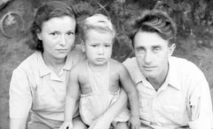 Israel,  פסטרנק family. ומרים, עמיר, אהרון, 1950, Ruth Lackner Hiller / Kibbutz Haogen Archive, [object Object], [object Object], [object Object], [object Object], [object Object], [object Object], [object Object], Dokuforte #4180