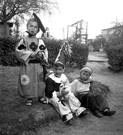 Israel, אמנון שוורץ, רפי תמיר, איתן שדה, 1955, Ruth Lackner Hiller / Kibbutz Haogen Archive, [object Object], [object Object], [object Object], [object Object], [object Object], Dokuforte #4210