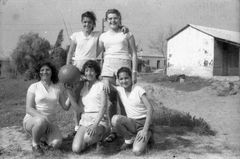Israel, חנה שמחוני בנות אלונים, 1955, Ruth Lackner Hiller / Kibbutz Haogen Archive, [object Object], [object Object], [object Object], [object Object], [object Object], Dokuforte #4356