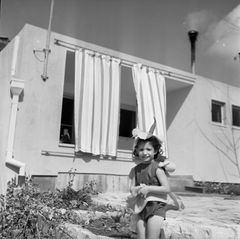 Israel, רונית מרר, 1955, Ruth Lackner Hiller / Kibbutz Haogen Archive, [object Object], [object Object], [object Object], [object Object], Dokuforte #4637