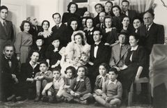 Eretz Israel, The wedding of Moshe and Lili, 1946, Shmuel Brenner, [object Object], [object Object], [object Object], Dokuforte #4734