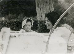 Israel, Sarah and her mother, 1947, Shmuel Brenner, [object Object], [object Object], [object Object], Dokuforte #4778